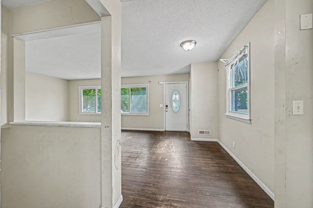 5931 Zenith Avenue Brooklyn Center, MN 55429
