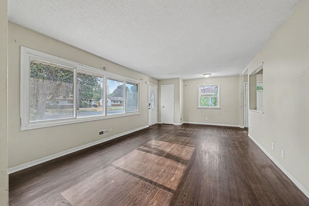 5931 Zenith Avenue Brooklyn Center, MN 55429
