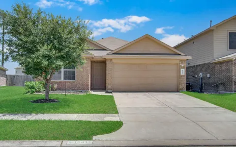 15411 Cedro Mesa Court