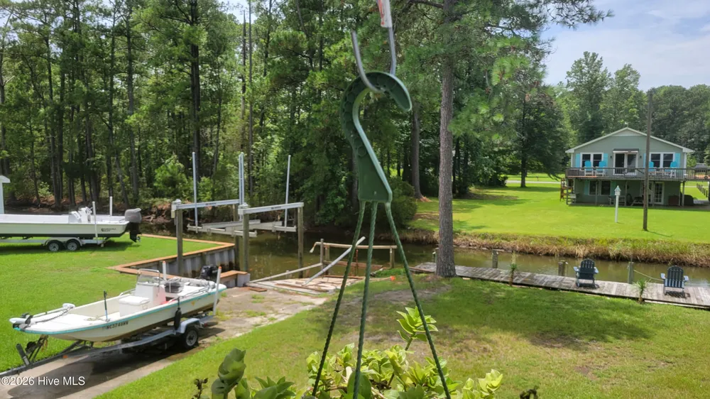 174 S River Drive Beaufort, NC 28516