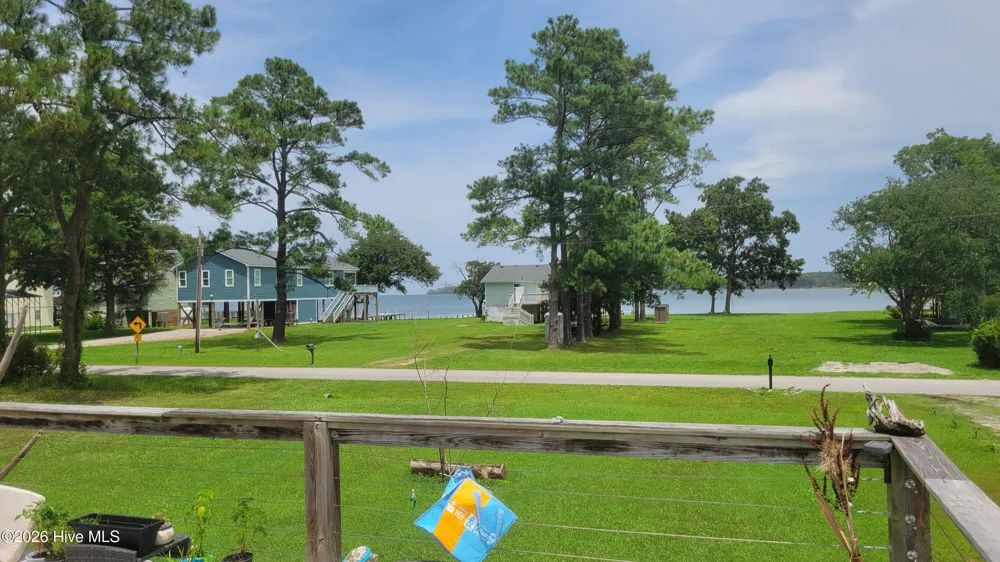 174 S River Drive Beaufort, NC 28516