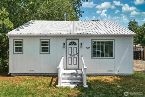 801 S 4th Avenue