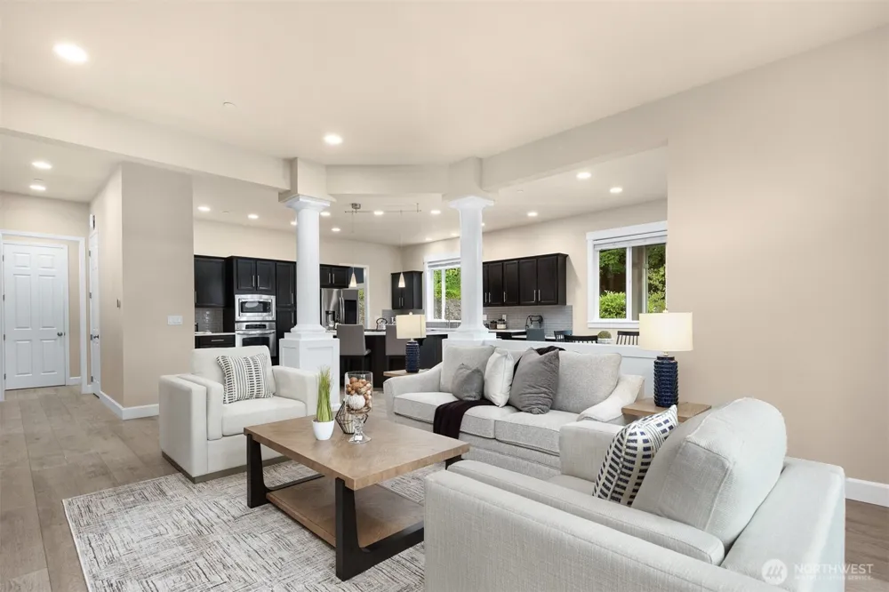 16125 SE 44th Way Bellevue, WA 98006