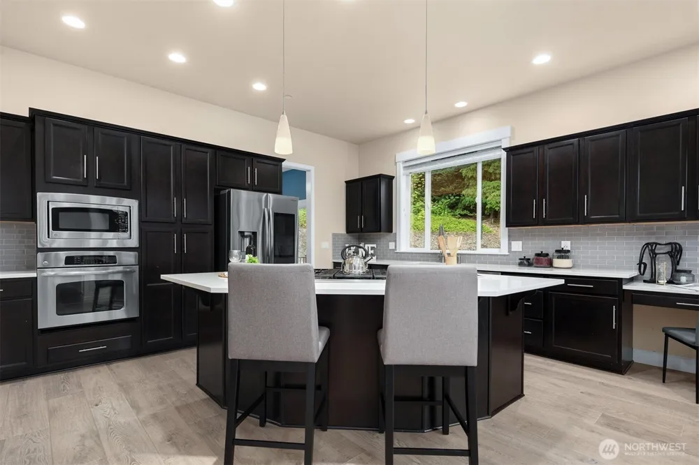 16125 SE 44th Way Bellevue, WA 98006