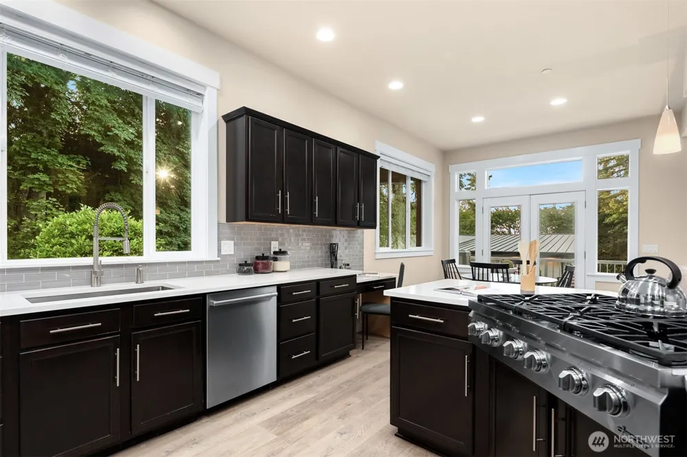 16125 SE 44th Way Bellevue, WA 98006