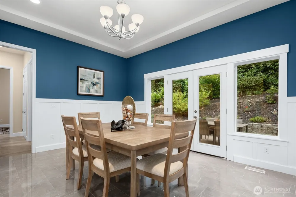 16125 SE 44th Way Bellevue, WA 98006