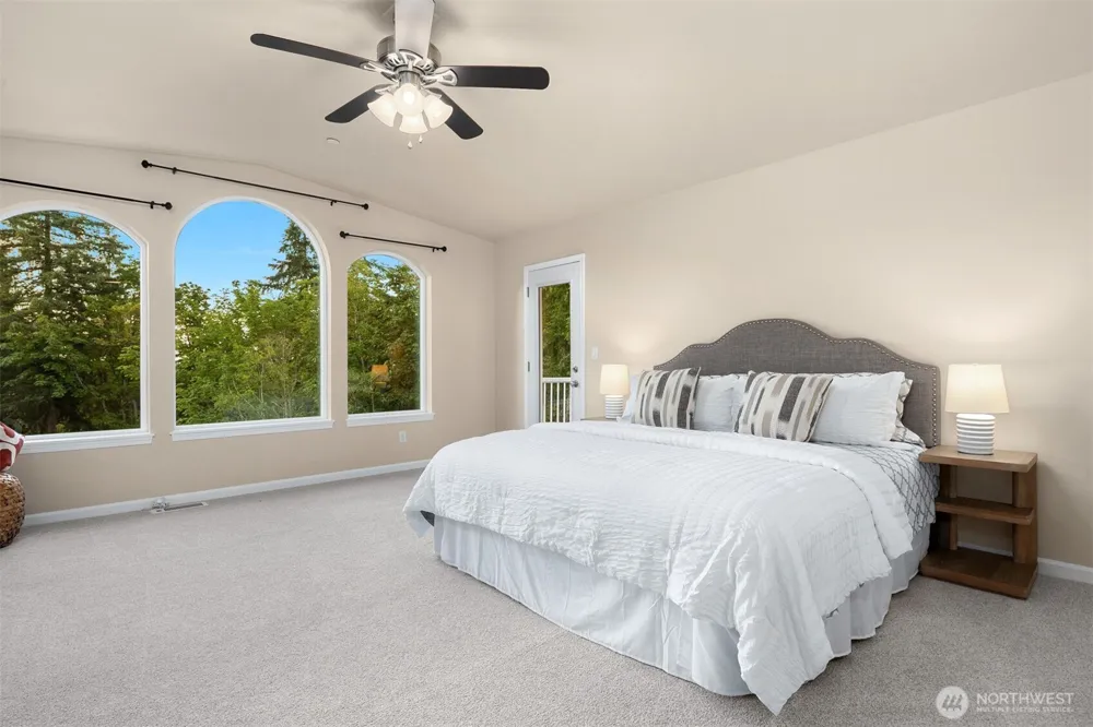 16125 SE 44th Way Bellevue, WA 98006