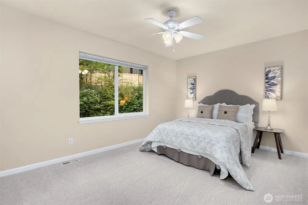 16125 SE 44th Way Bellevue, WA 98006