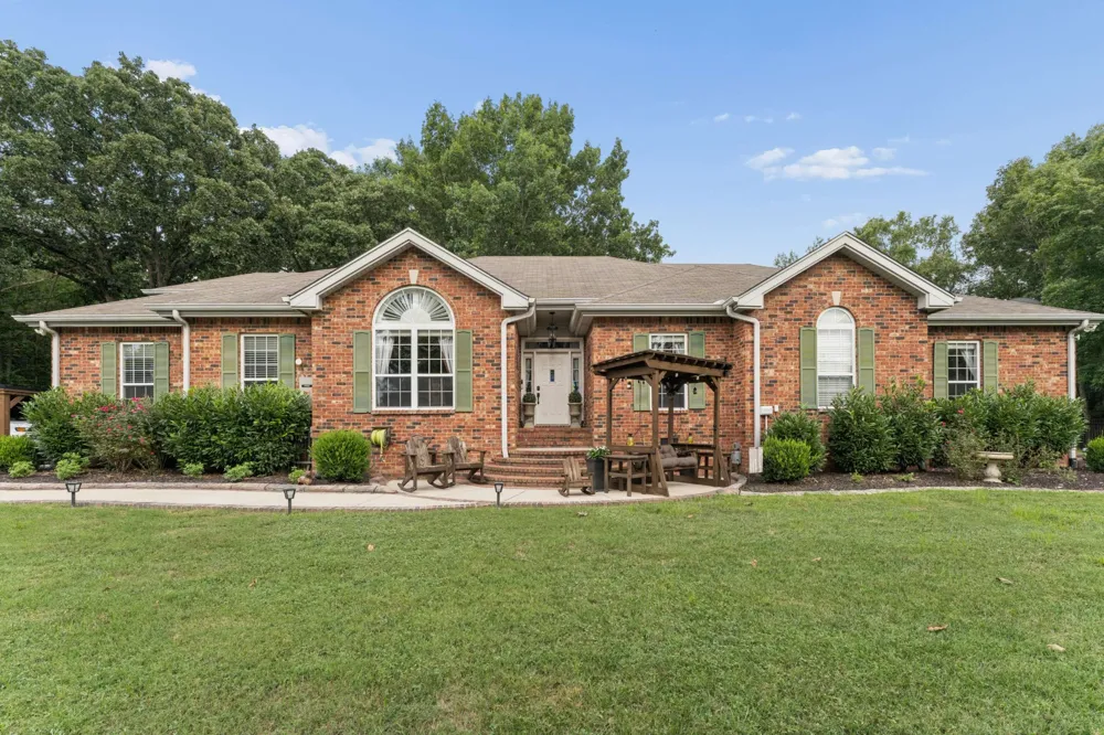 960 Stones River Rd La Vergne, TN 37086