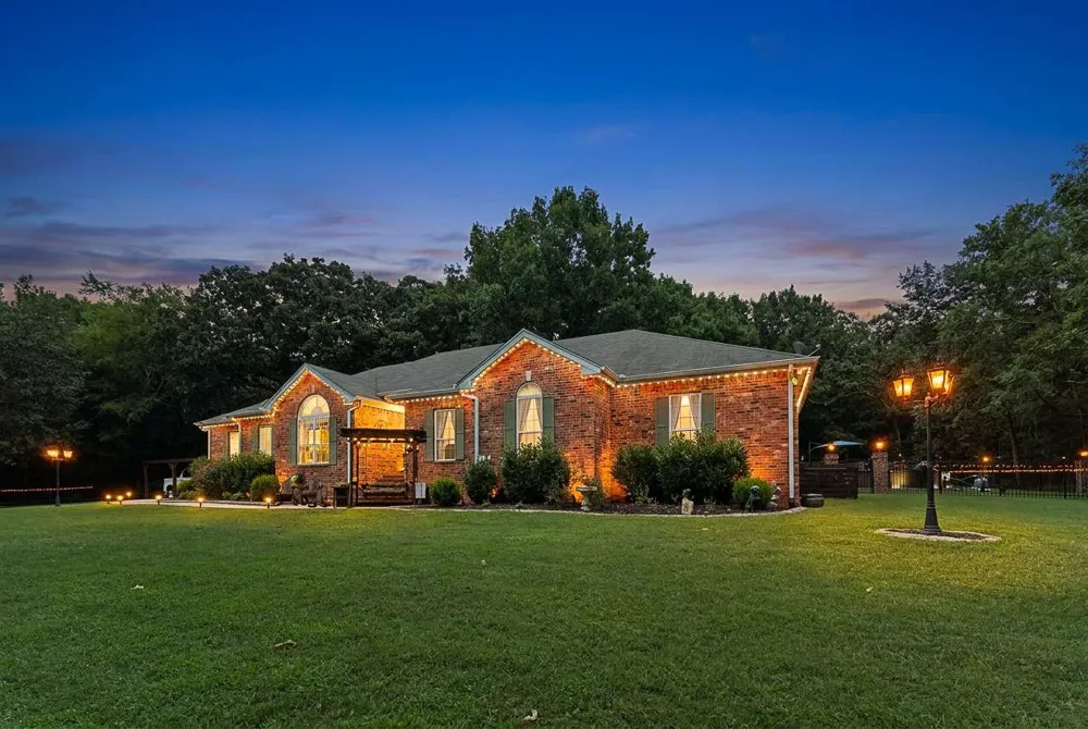 960 Stones River Rd La Vergne, TN 37086