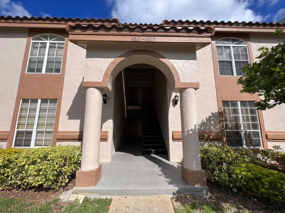 4803 NORMANDY PLACE #201 Orlando, FL 32811