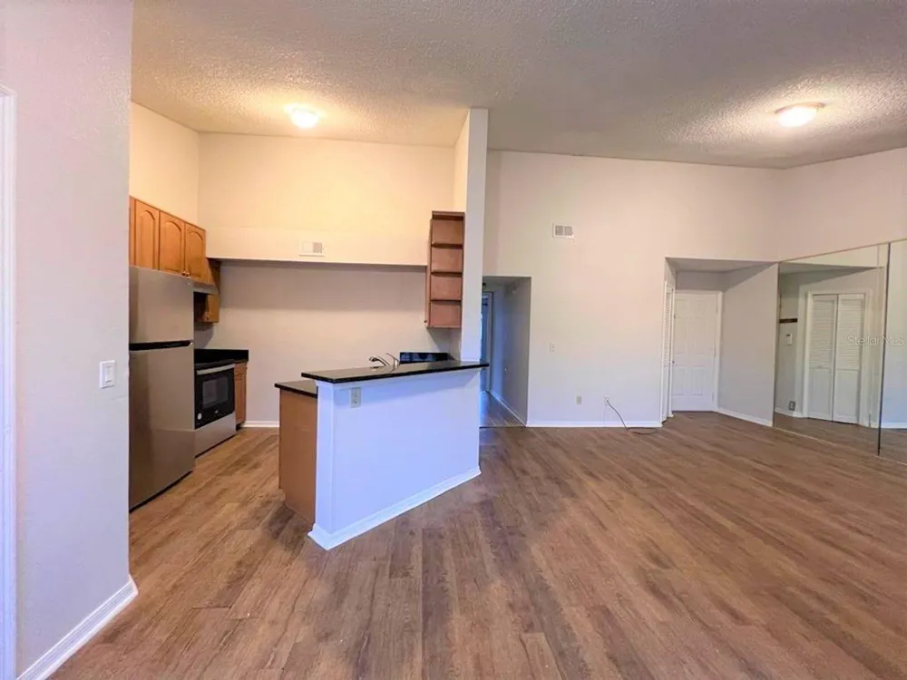4803 NORMANDY PLACE #201 Orlando, FL 32811