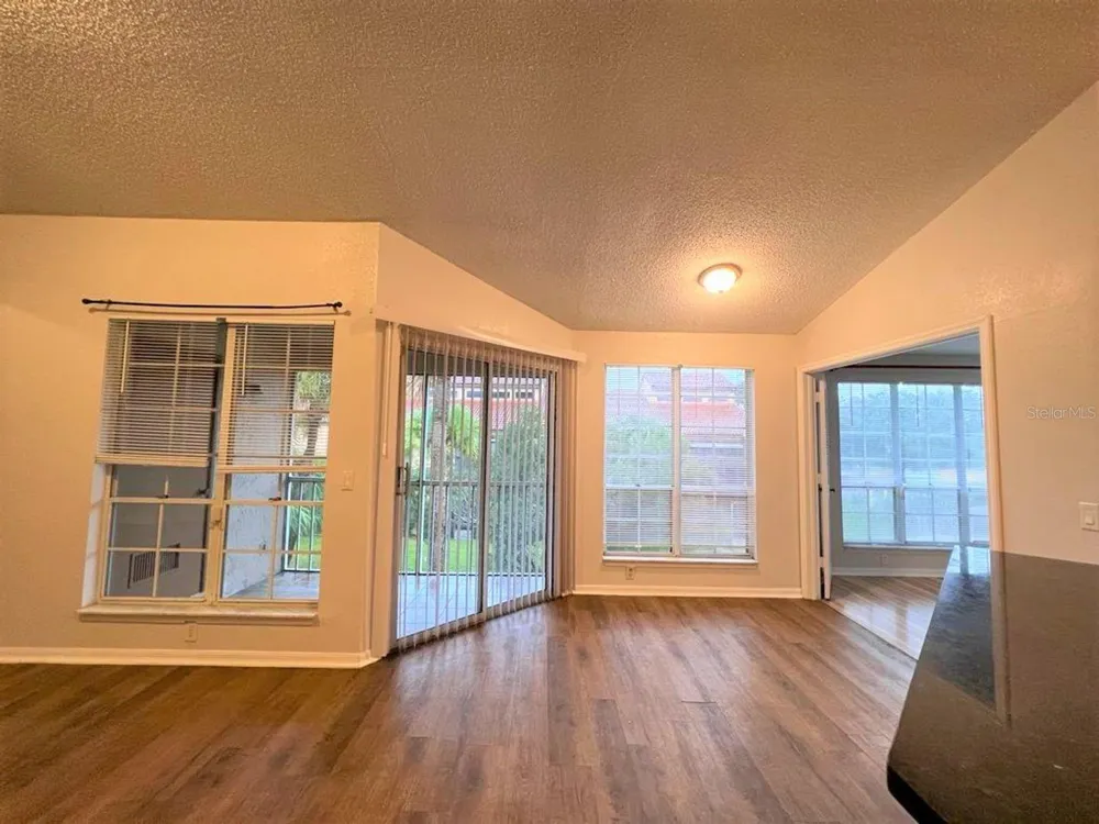4803 NORMANDY PLACE #201 Orlando, FL 32811