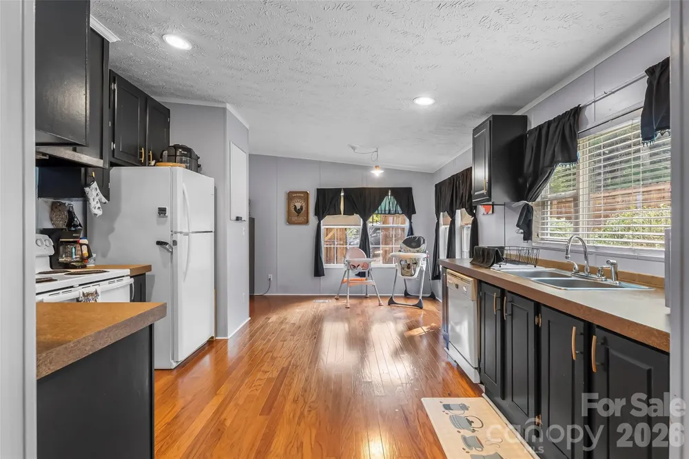 19 Brandon Lane Weaverville, NC 28787