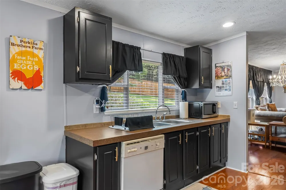 19 Brandon Lane Weaverville, NC 28787