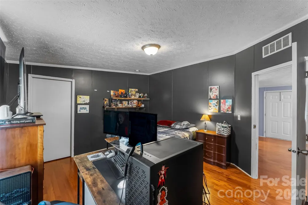 19 Brandon Lane Weaverville, NC 28787