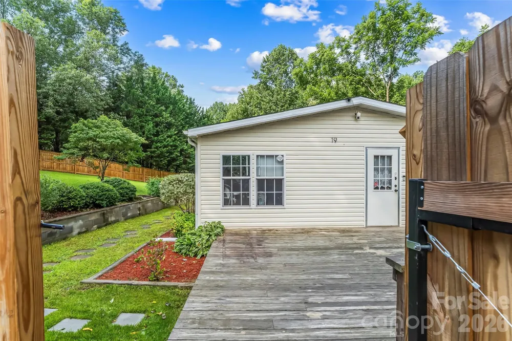 19 Brandon Lane Weaverville, NC 28787