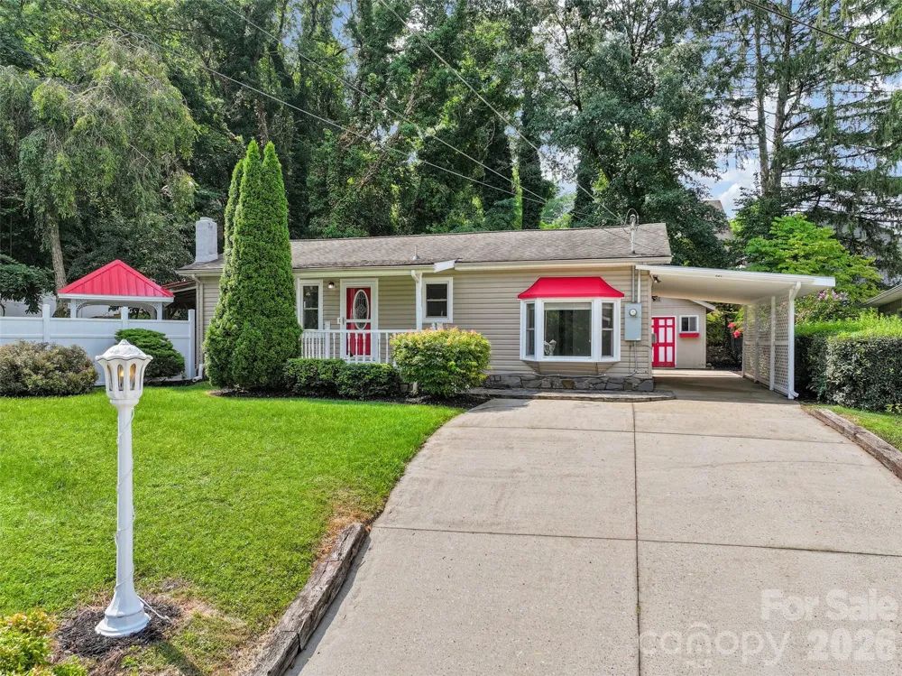 151 Meadow Street Waynesville, NC 28786