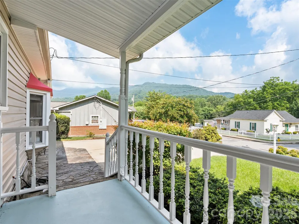 151 Meadow Street Waynesville, NC 28786