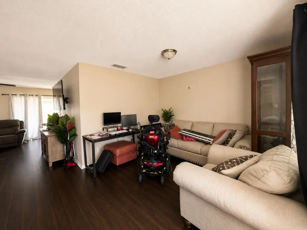 1614 Lee Street Kaufman, TX 75142