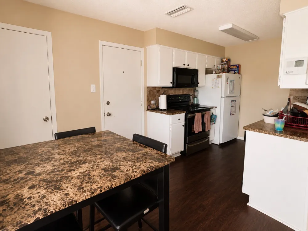1614 Lee Street Kaufman, TX 75142