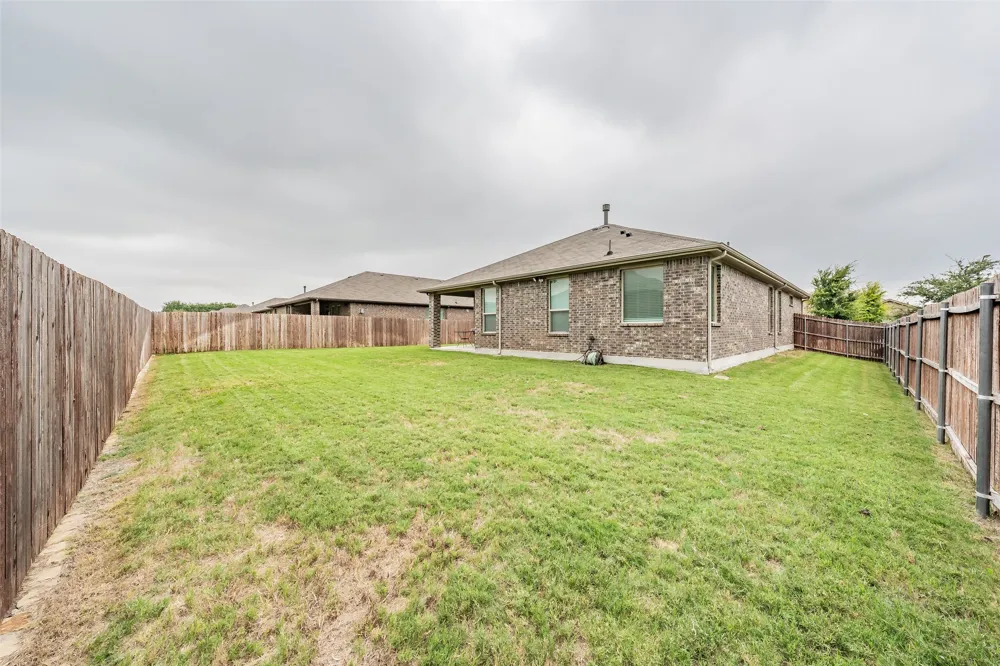 1125 Belsay Lane Saginaw, TX 76131