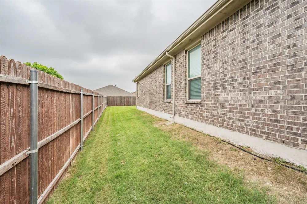 1125 Belsay Lane Saginaw, TX 76131