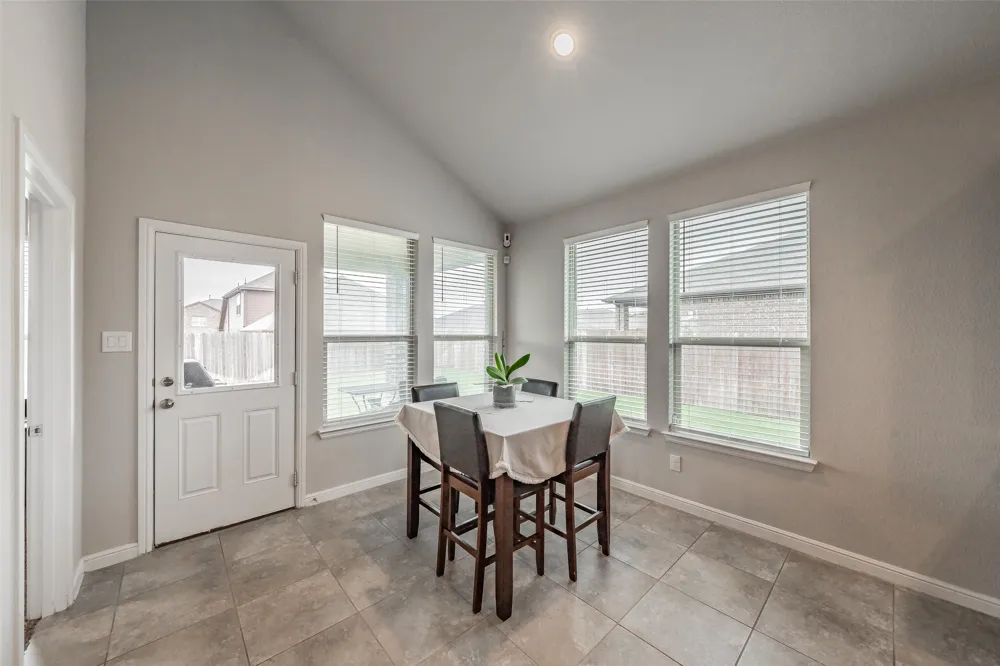 1125 Belsay Lane Saginaw, TX 76131
