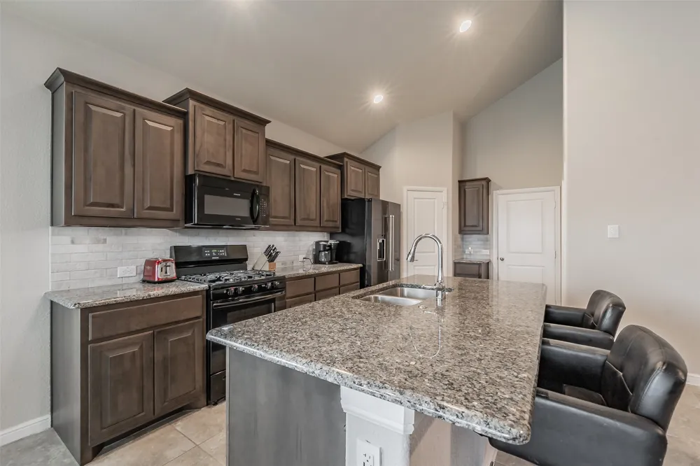 1125 Belsay Lane Saginaw, TX 76131