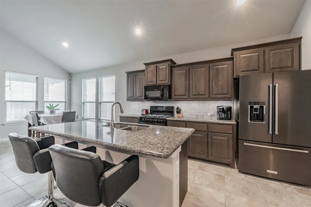 1125 Belsay Lane Saginaw, TX 76131