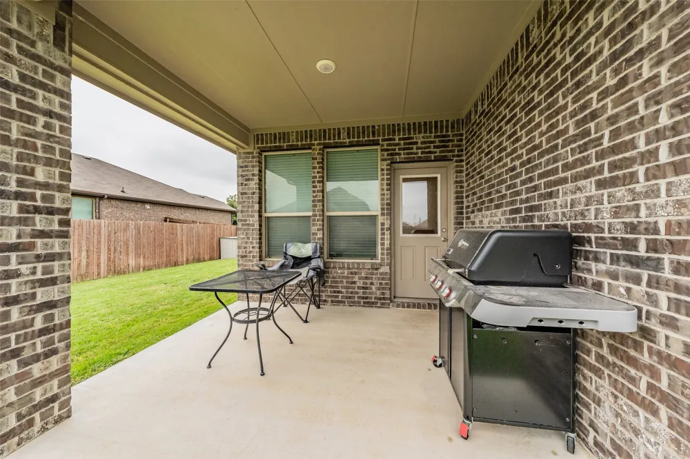 1125 Belsay Lane Saginaw, TX 76131