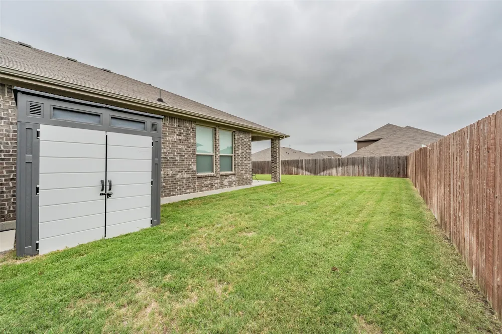 1125 Belsay Lane Saginaw, TX 76131