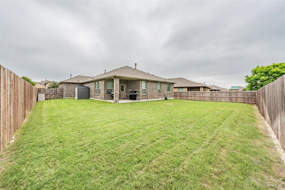 1125 Belsay Lane Saginaw, TX 76131