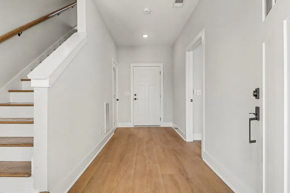 1121 Lawrence Ave #3 Madison, TN 37115