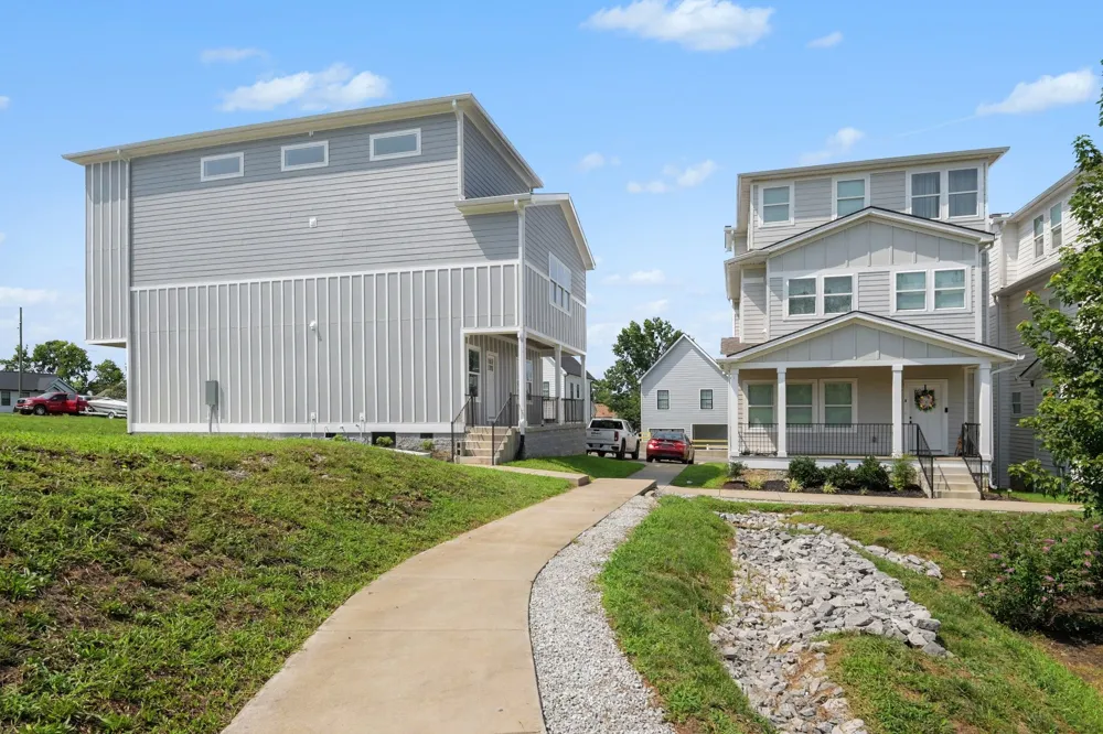 1121 Lawrence Ave #3 Madison, TN 37115