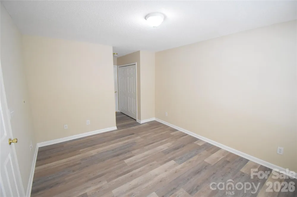 1814 Birch Heights Court Charlotte, NC 28213