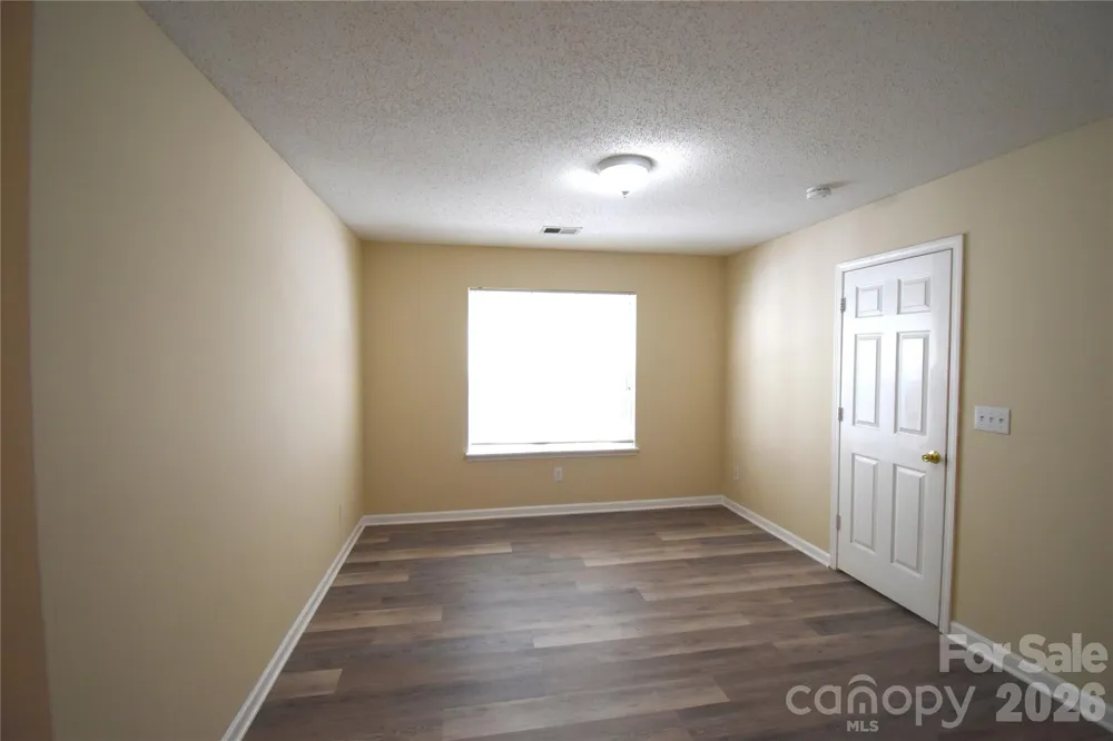 1814 Birch Heights Court Charlotte, NC 28213