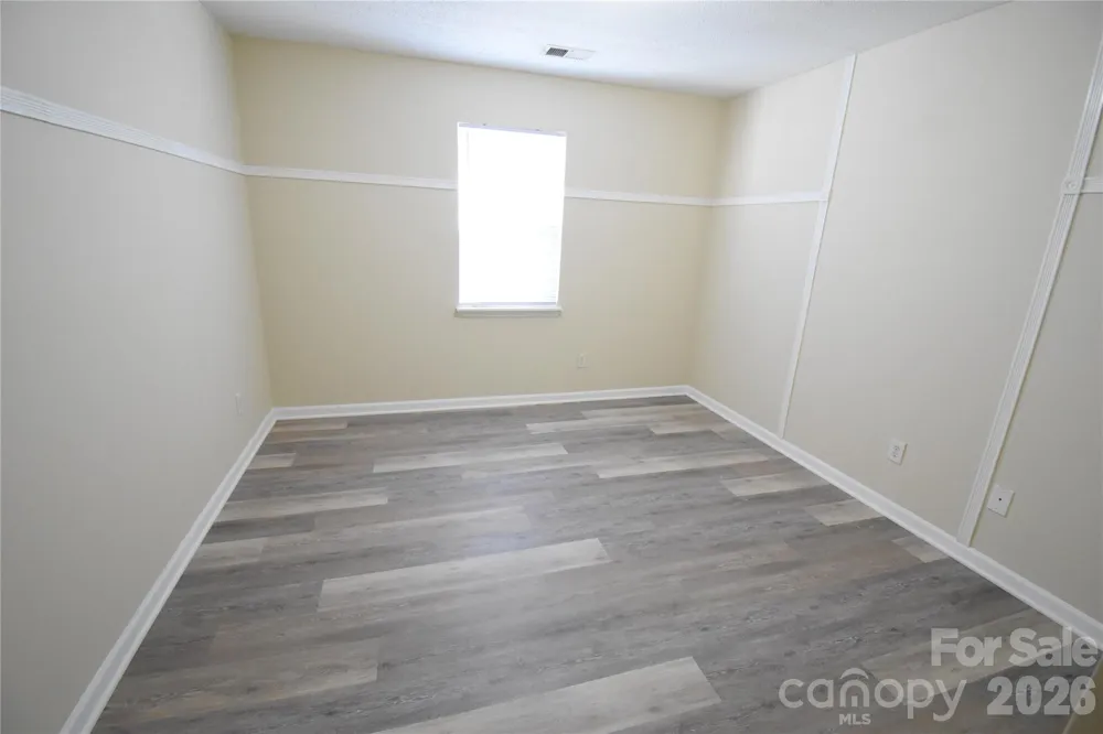 1814 Birch Heights Court Charlotte, NC 28213