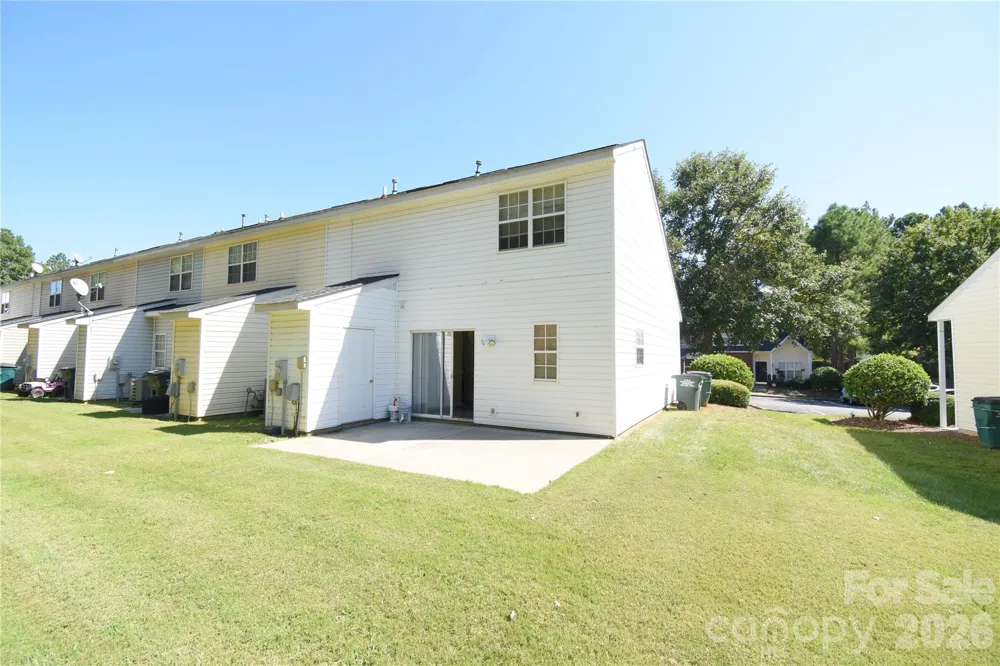 1814 Birch Heights Court Charlotte, NC 28213