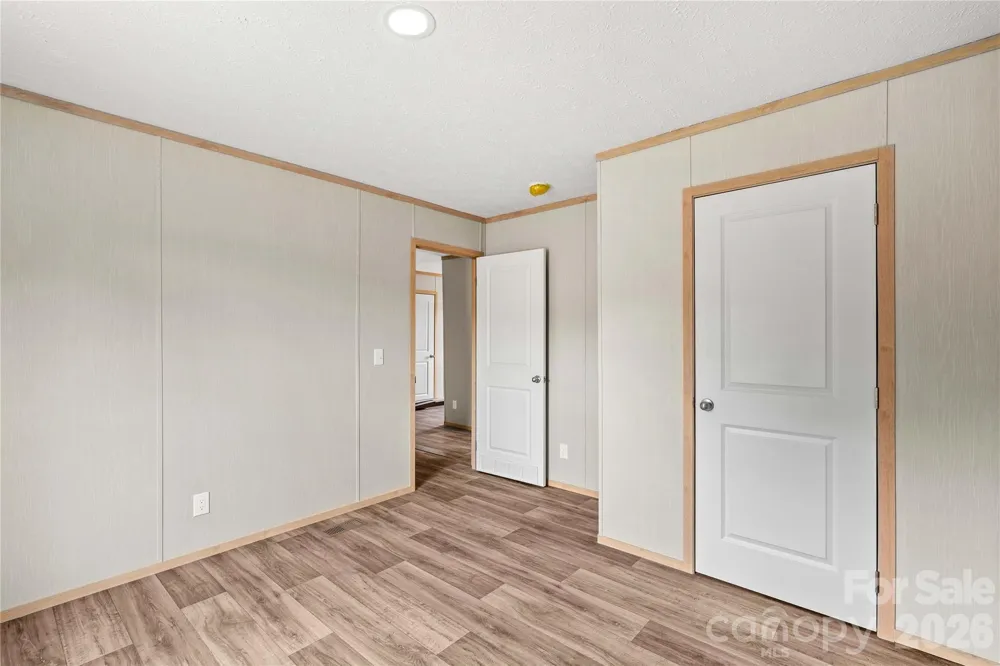 532 Eagle Mills Road Hamptonville, NC 27020