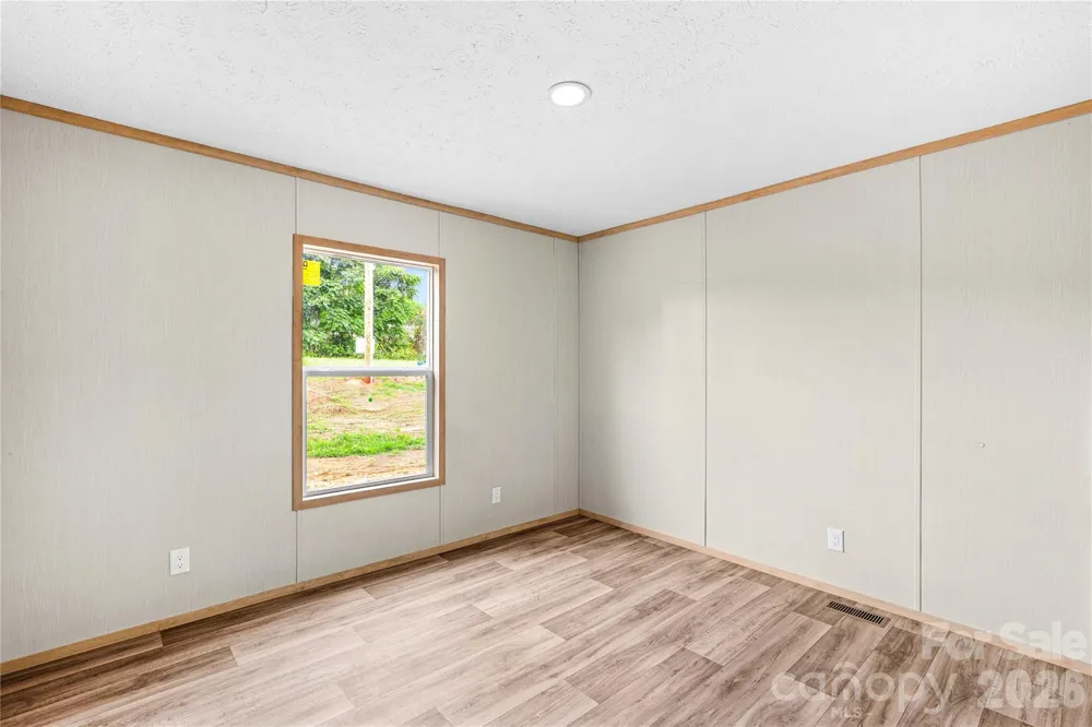 532 Eagle Mills Road Hamptonville, NC 27020
