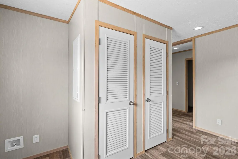 532 Eagle Mills Road Hamptonville, NC 27020