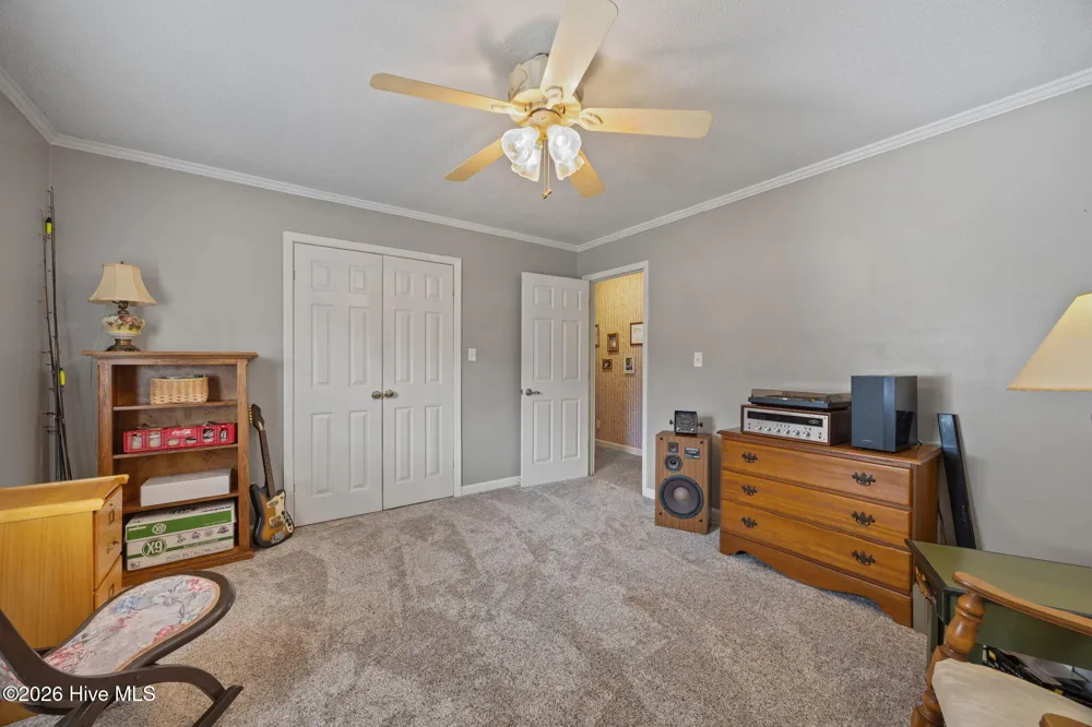16 Port Side Lane Belhaven, NC 27810