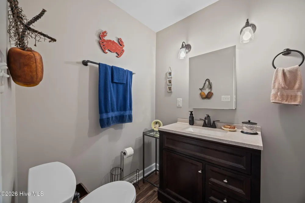 16 Port Side Lane Belhaven, NC 27810