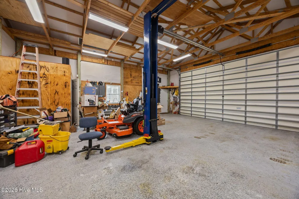 16 Port Side Lane Belhaven, NC 27810