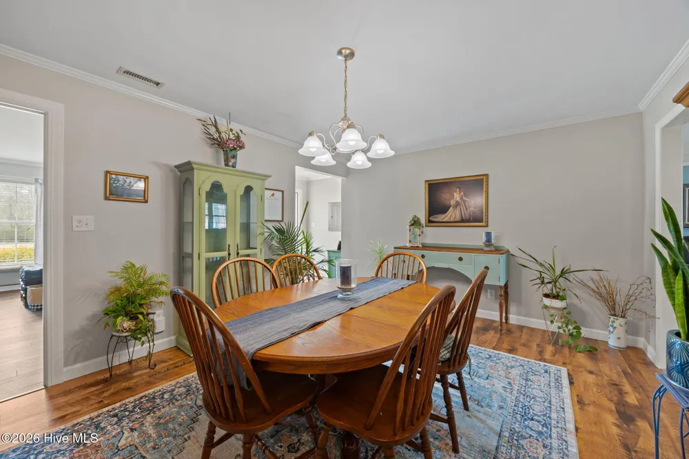16 Port Side Lane Belhaven, NC 27810