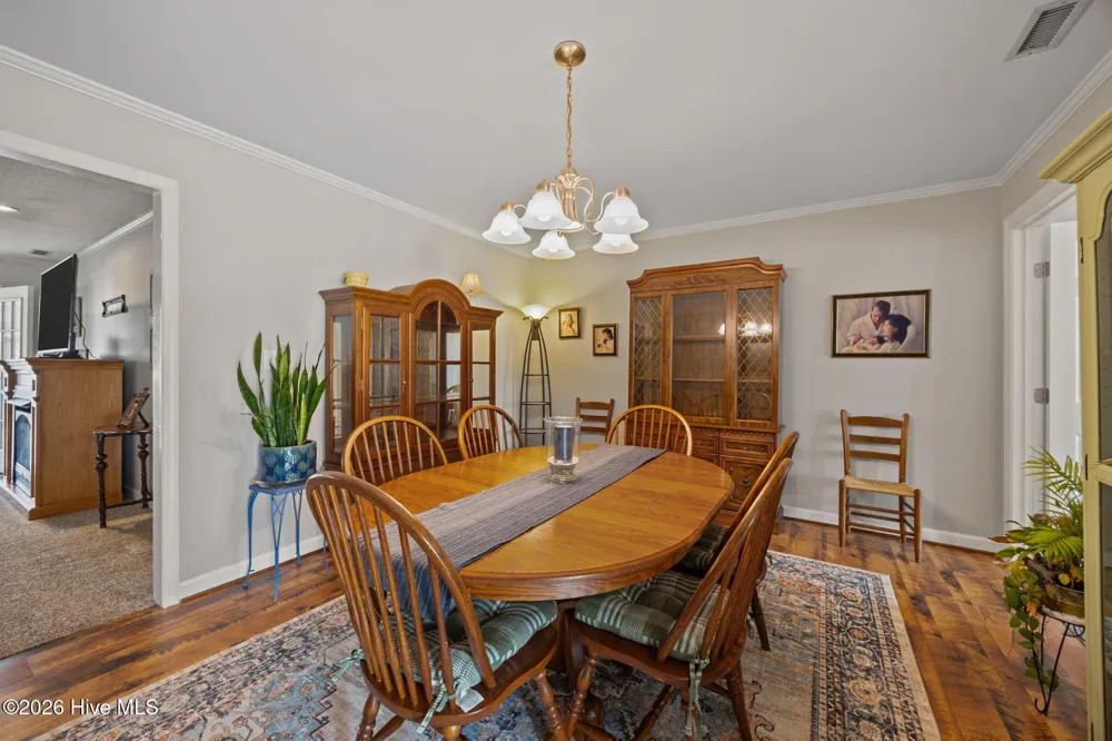 16 Port Side Lane Belhaven, NC 27810