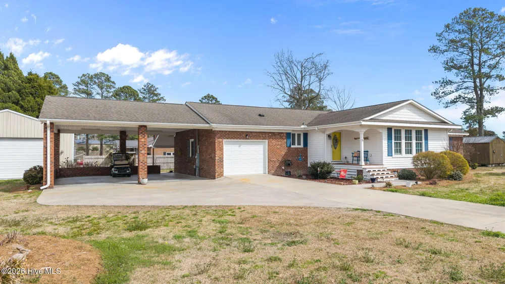 16 Port Side Lane Belhaven, NC 27810