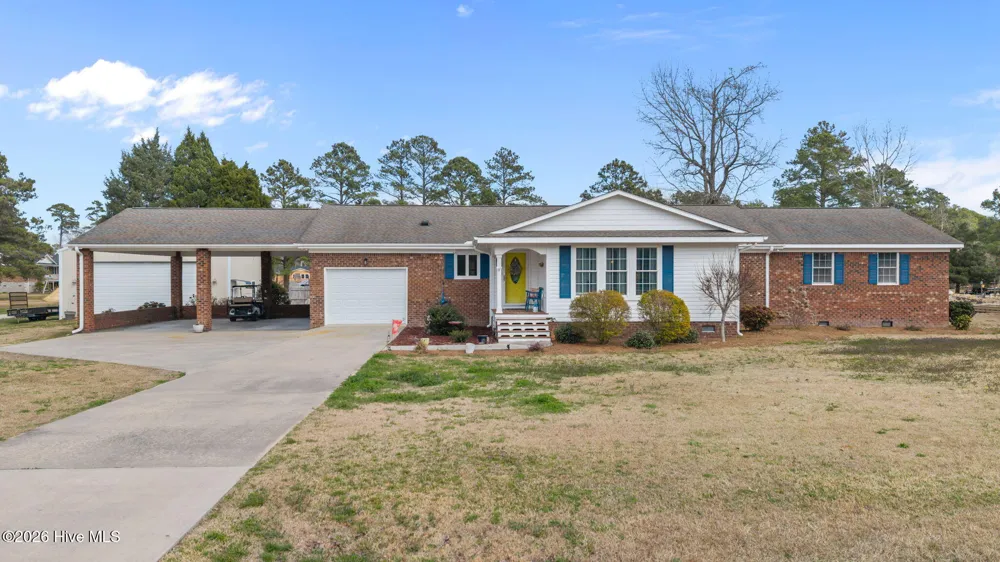 16 Port Side Lane Belhaven, NC 27810
