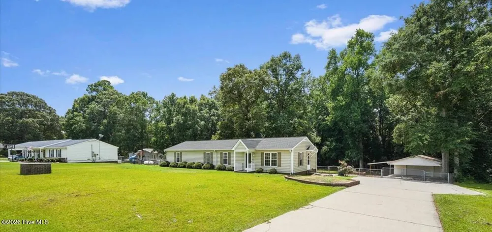 204 Wanda Drive Pikeville, NC 27863
